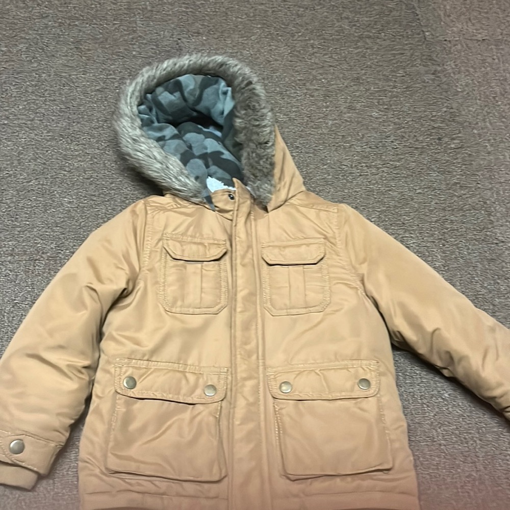 Carters tan faux fur hooded winter coat. Some Sherpa lined. Size 4t